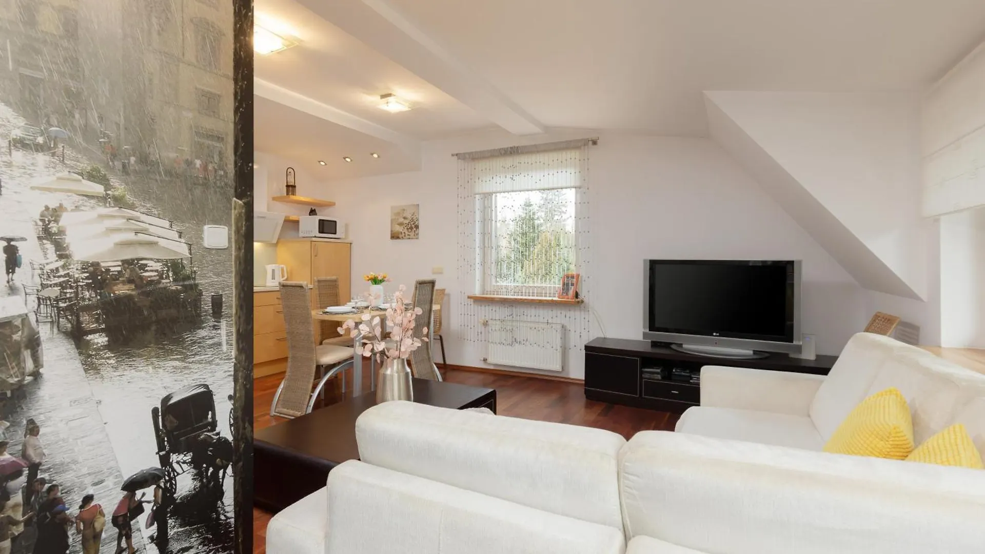 Dom wakacyjny Quiet Bemowo House With Garden By Noclegi Renters Warszawa Polska